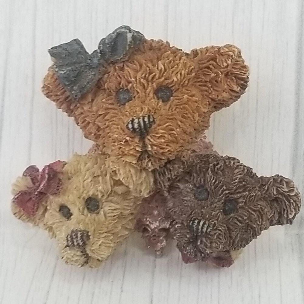 Boyds Bears 90s Vintage Three Bear Heads Brooch Triple Face Resin Pin S24